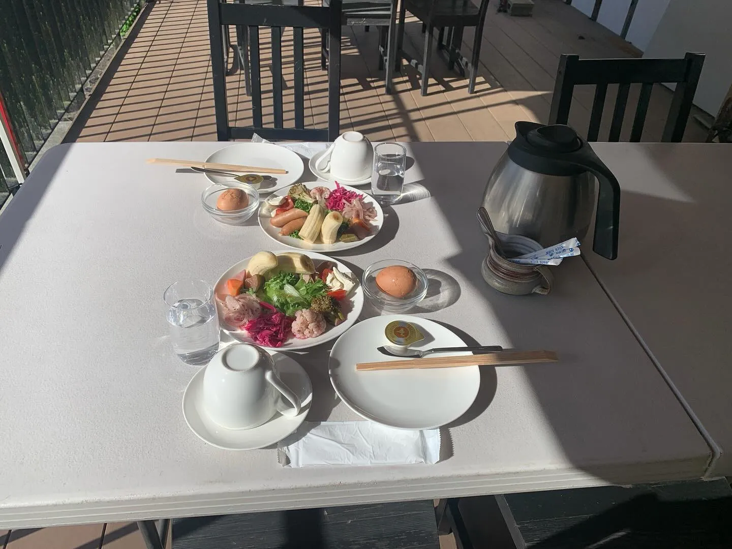 デッキテラスで朝食です♪